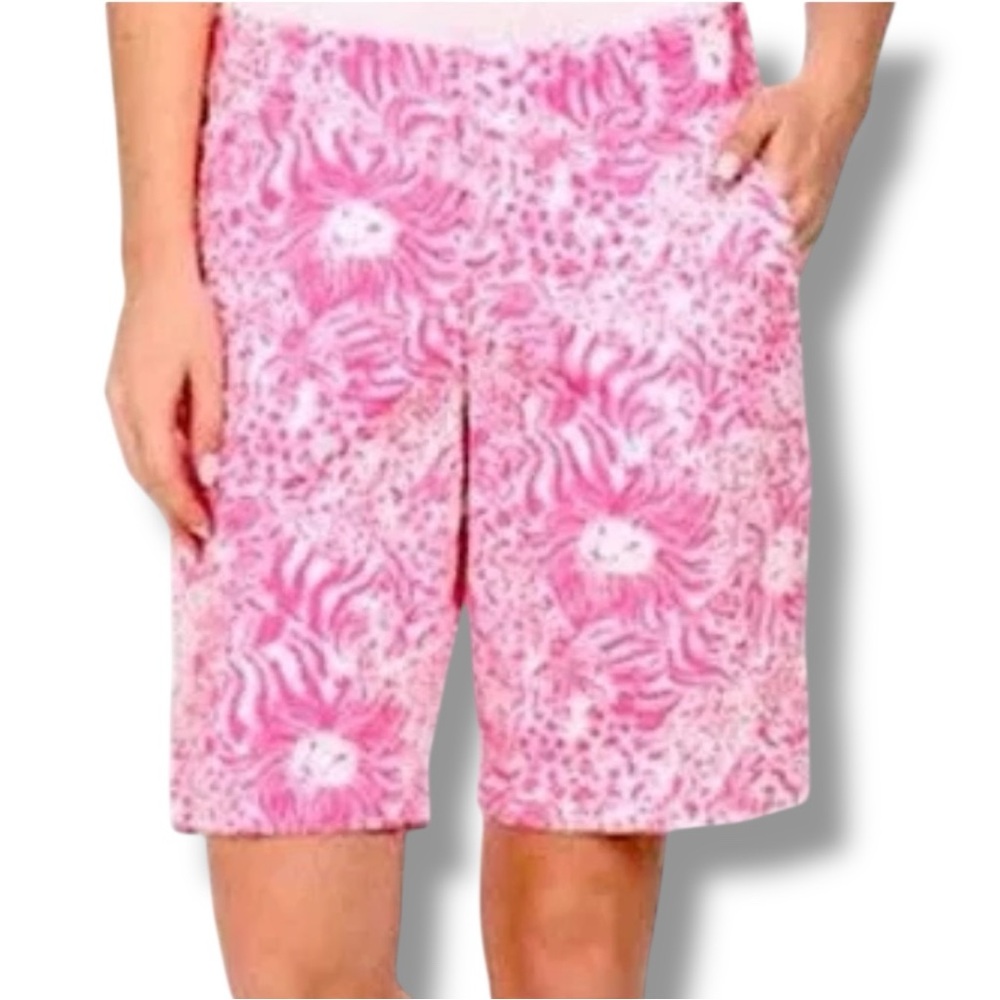 Lilly Pulitzer Chipper Bermuda Shorts Size 10 in Resort White Get Spotted